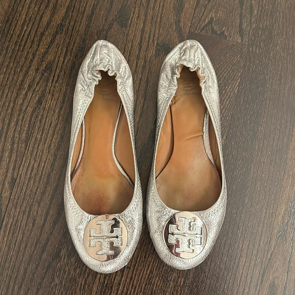 Silver Tory Burch Elastic Flat